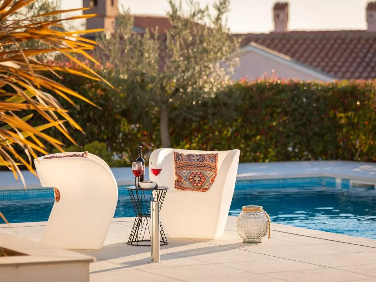 וודניאן Villa Old Olive I By Interhome 0*,  קרואטיה